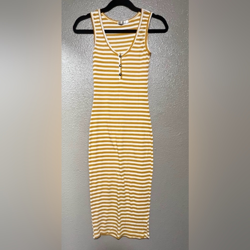 Heart Hips Ribbed White and Yellow Sleeveless Stretch Midi Dress Vacation Summer - Picture 2 of 5